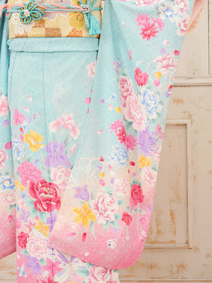 FR-088   水色地ピンク牡丹　振袖