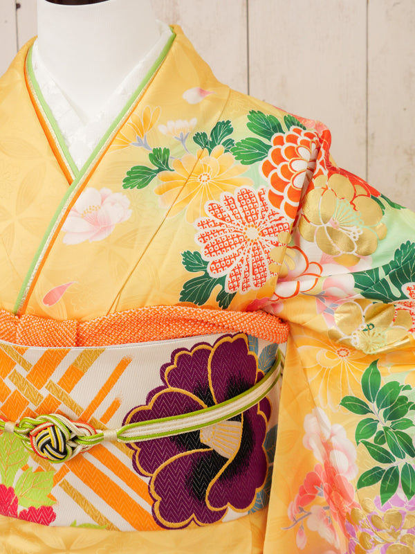 FR-061　黄色地古典　振袖