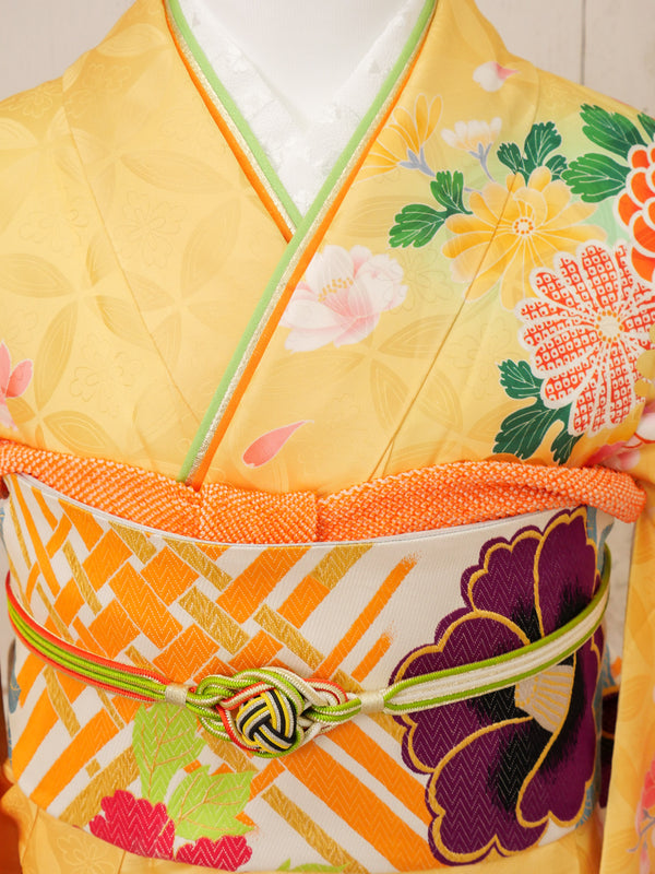 FR-061　黄色地古典　振袖