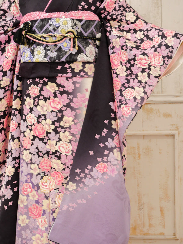 FR-066   黒地ピンク花　振袖