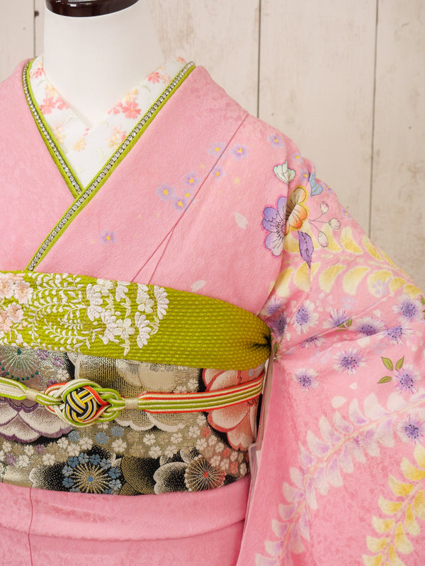 FR-068　ピンク地小花　振袖