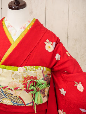 FR-071    赤地小花　振袖