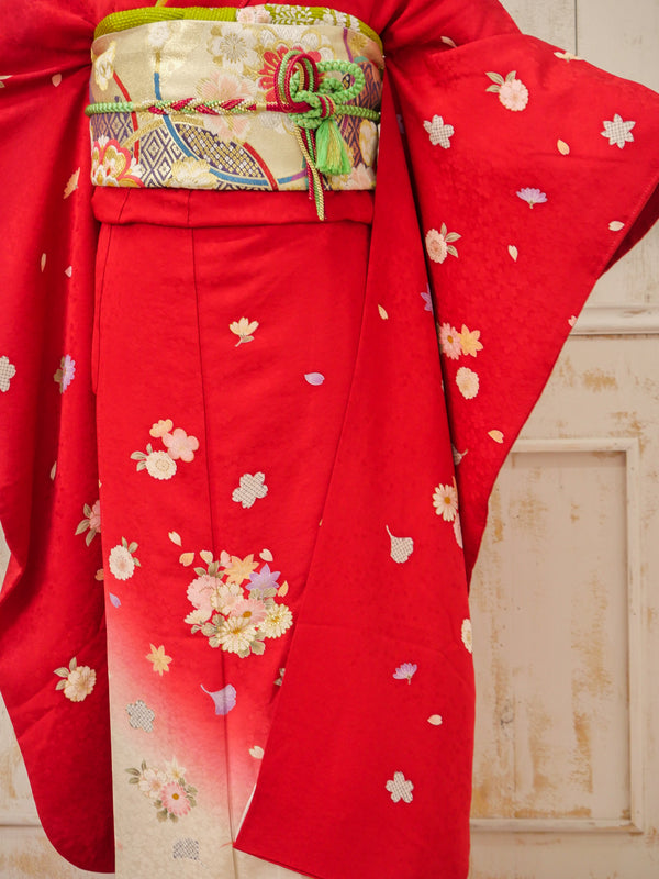 FR-071    赤地小花　振袖