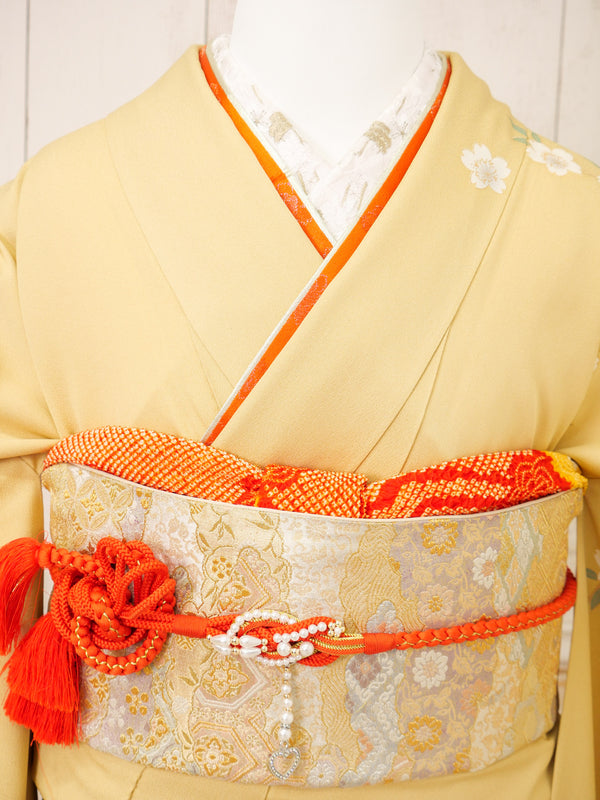 FR-072　黄色地古典　振袖