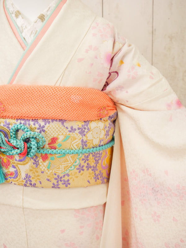 FR-076   白地桜　振袖