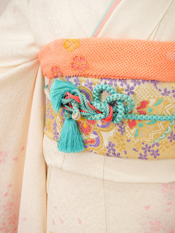 FR-076   白地桜　振袖