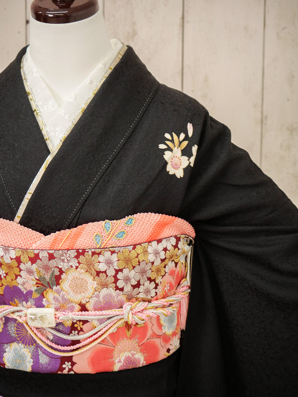 FR-084    黒地ピンク桜　振袖