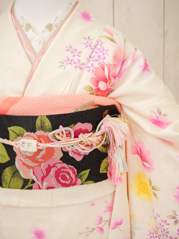 FK-012　桃花彩日和　振袖