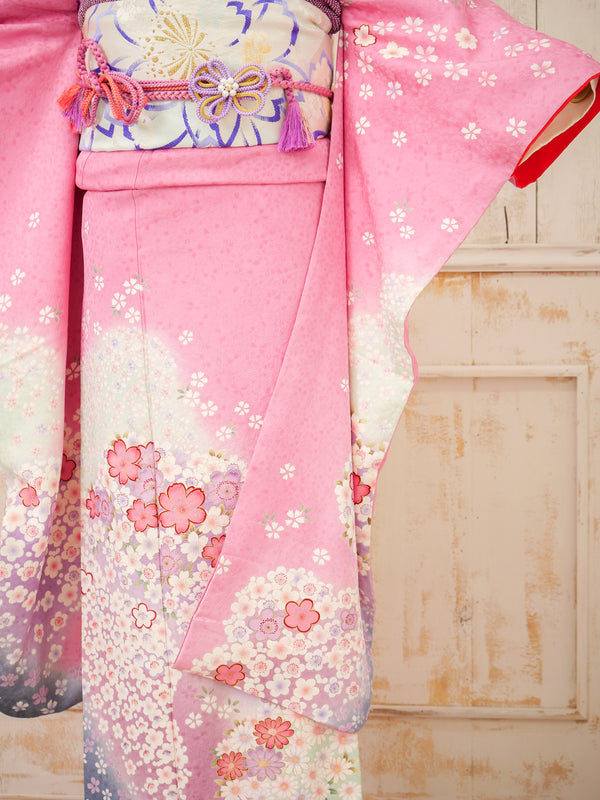 FK-014　ピンク地白小花　振袖.