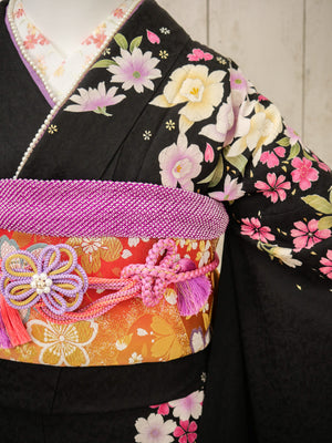 FK-016　黒地紫花　振袖.