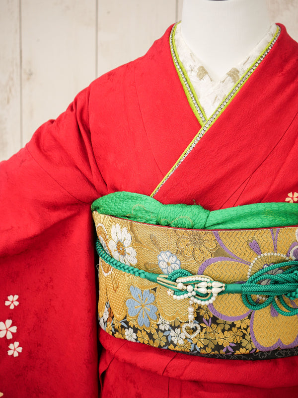 FK-024　赤地白小花　振袖.