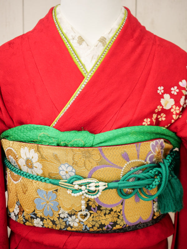 FK-024　赤地白小花　振袖.