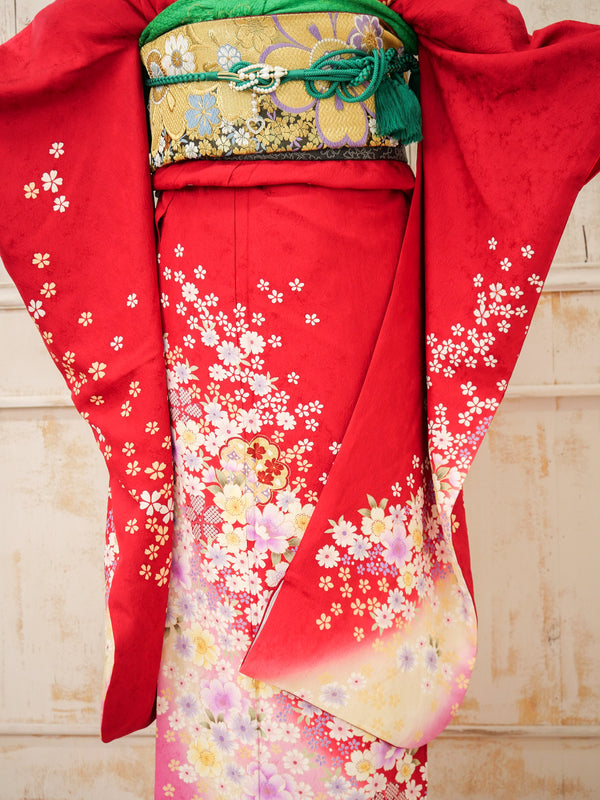 FK-024　赤地白小花　振袖.