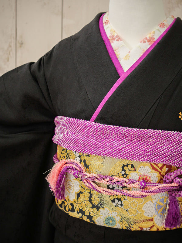 FK-025　黒地白枝垂れ桜　振袖.