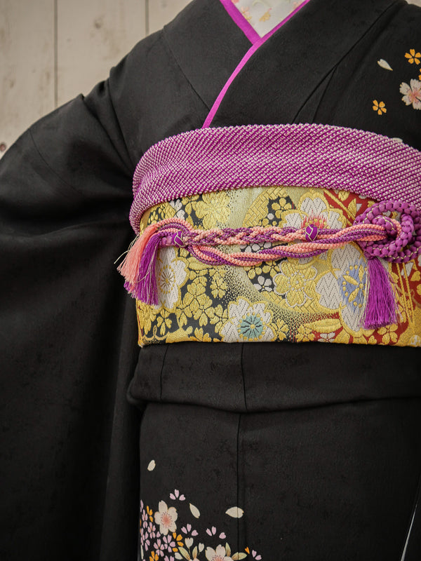 FK-025　黒地白枝垂れ桜　振袖.