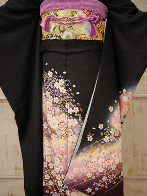 FK-025　黒地白枝垂れ桜　振袖.