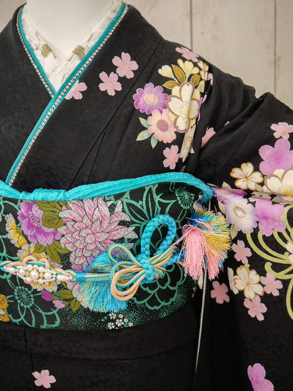 FK-027　黒地パープル菊　振袖.