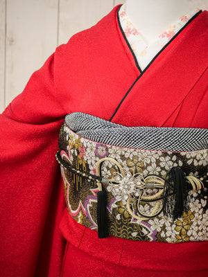 FK-028　赤地花波　振袖.