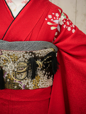 FK-028　赤地花波　振袖.