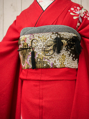 FK-028　赤地花波　振袖.