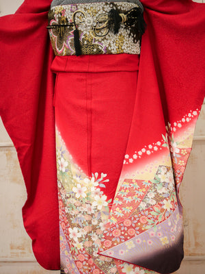 FK-028　赤地花波　振袖.