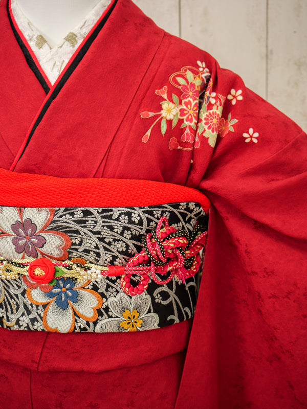 FK-035　赤地しぼり柄波　振袖.