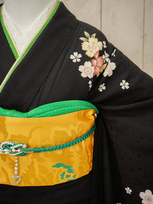 FK-045　黒地桜　振袖.