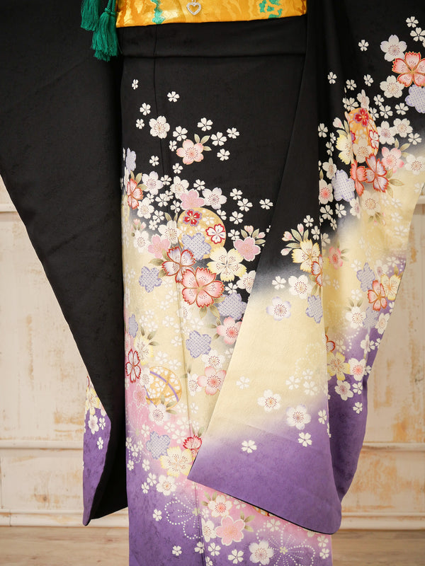 FK-045　黒地桜　振袖.