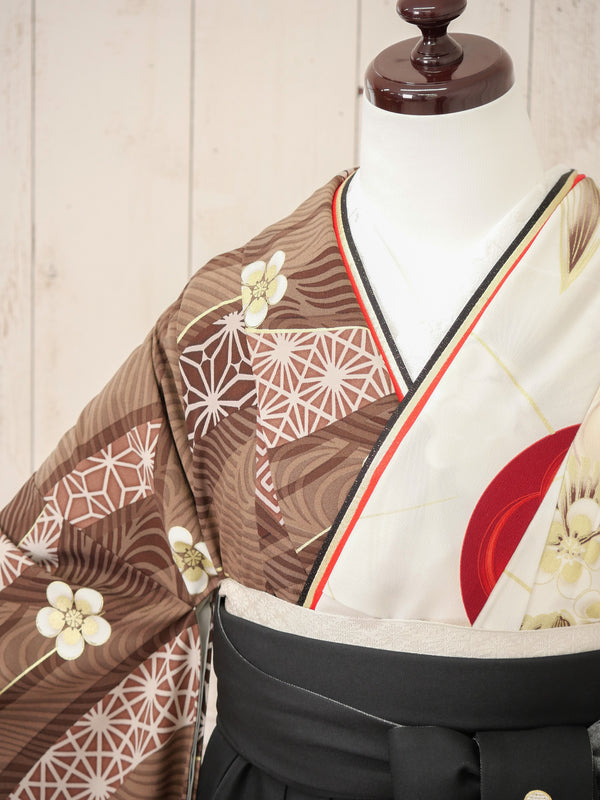 KR-139/JAPAN STYLE×中村里砂 ブラウン片身替り　卒業袴