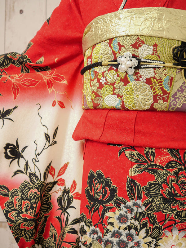 FI-002　紅椿ロマンス　振袖