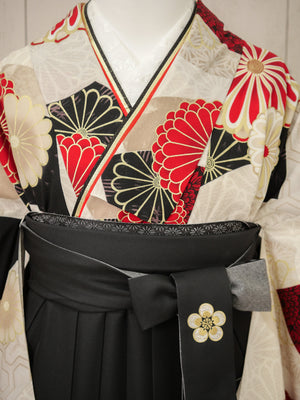 KR-136/JAPAN STYLE×中村里砂 ベージュ扇面に菊　卒業袴