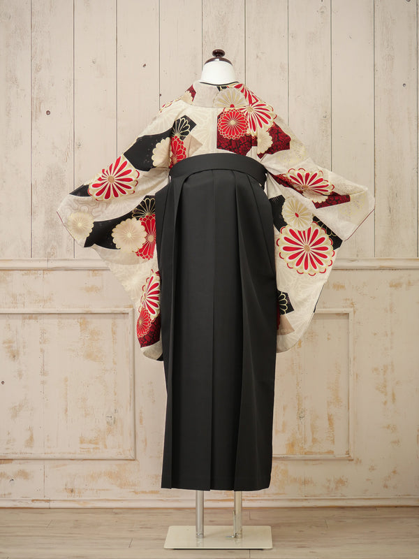 KR-136/JAPAN STYLE×中村里砂 ベージュ扇面に菊　卒業袴