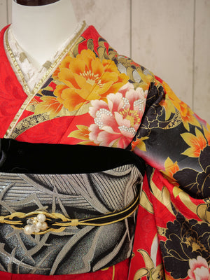 FI-003　艶陽　振袖