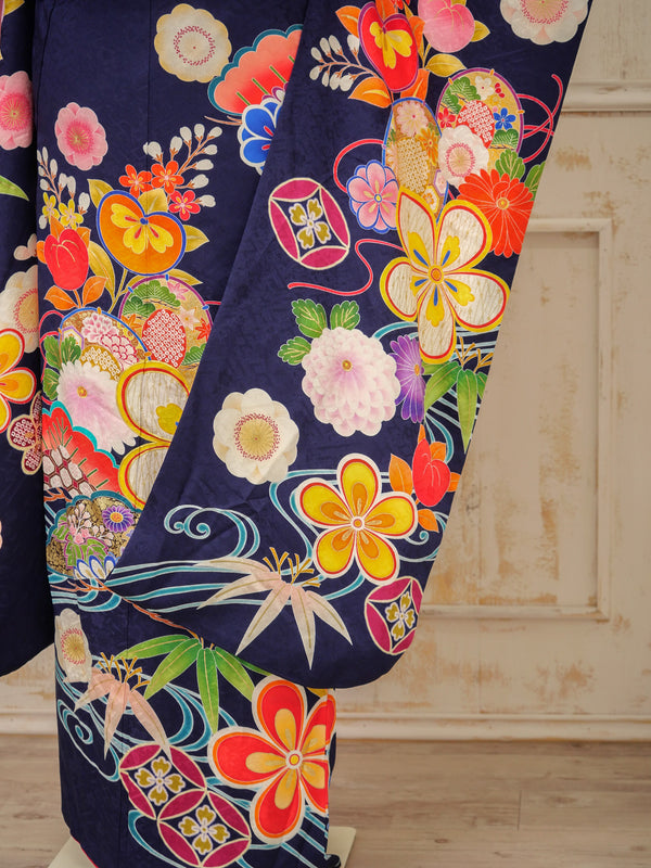 FI-004　雅な蒼花　振袖