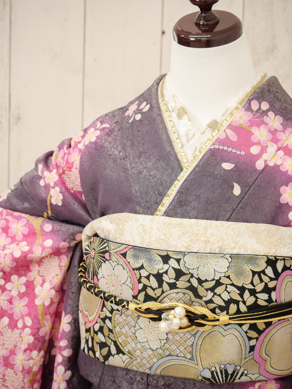 FI-005   桜時雨　振袖