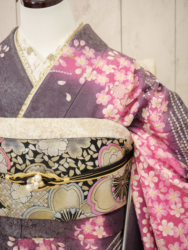 FI-005   桜時雨　振袖
