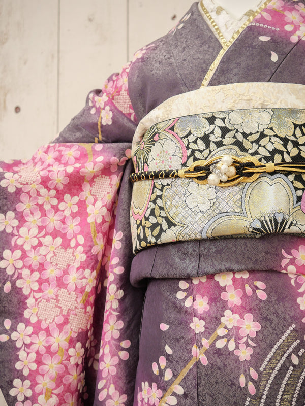 FI-005   桜時雨　振袖