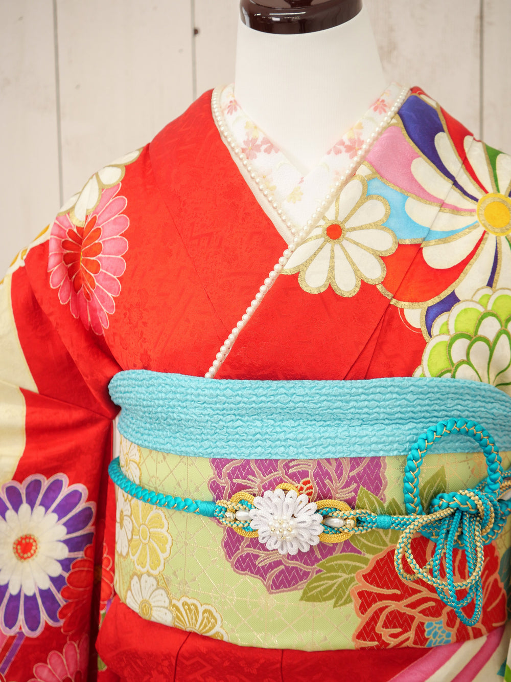 FI-006   赤地牡丹　振袖