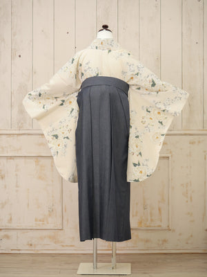 KR-142/Heather クリームレース牡丹　卒業袴