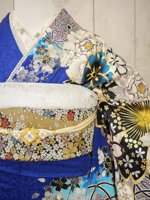 FI-013　青地金彩華紋　振袖