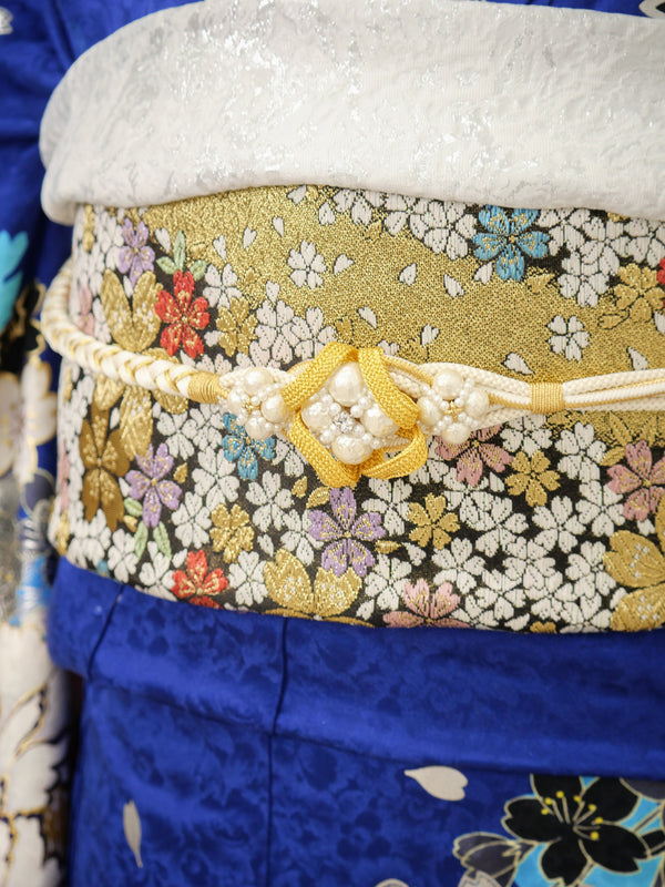 FI-013　青地金彩華紋　振袖