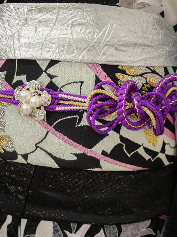 FI-014   黒地紫ぼかし菊　振袖