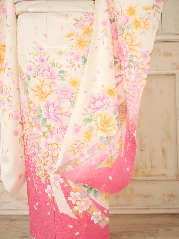 FI-015　白地ピンク桜ぼかし　振袖