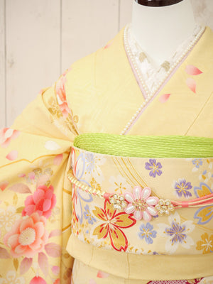 FI-018    黄色地桜づくし　振袖