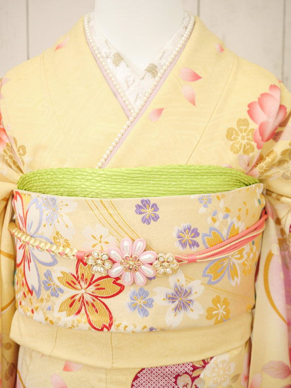 FI-018    黄色地桜づくし　振袖