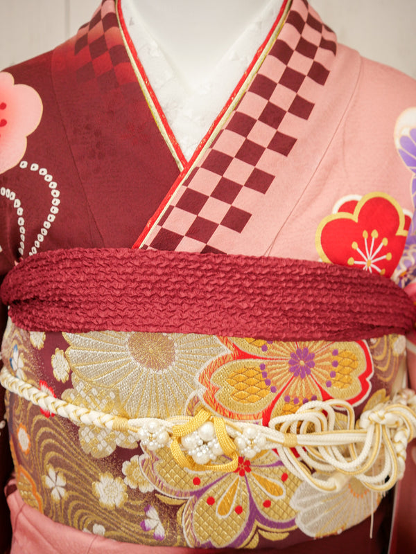 FI-031　華咲く紅梅の舞　振袖