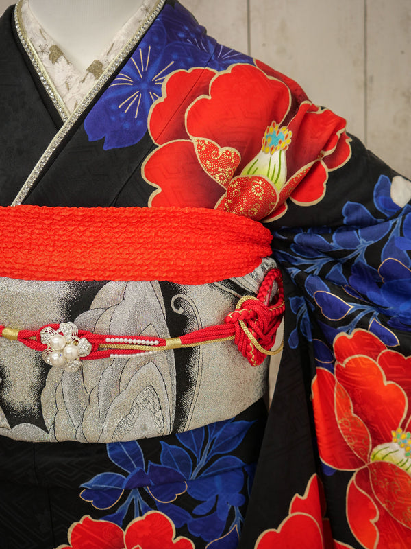 FI-035    夜咲き椿の彩宴　振袖