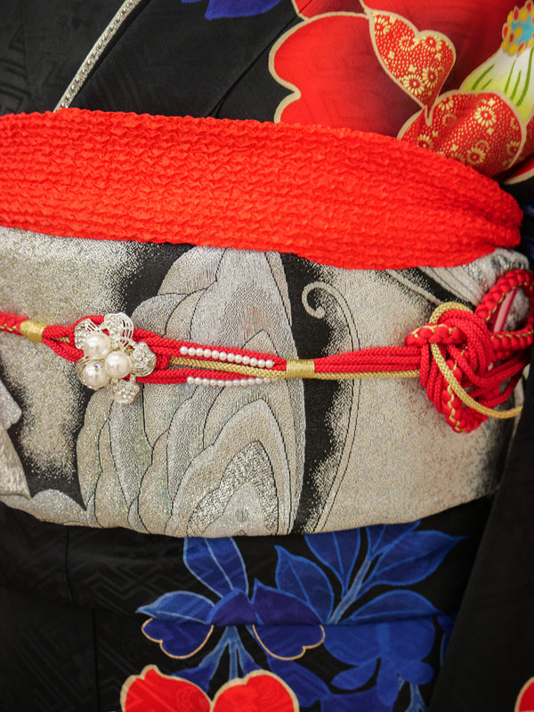 FI-035    夜咲き椿の彩宴　振袖