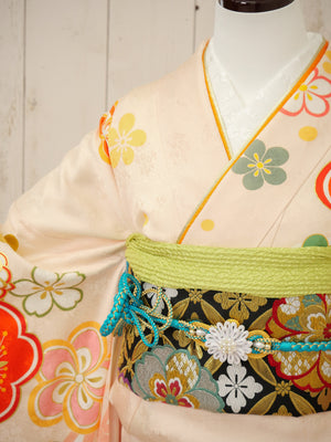 FI-037    花笑みの雅桃　振袖