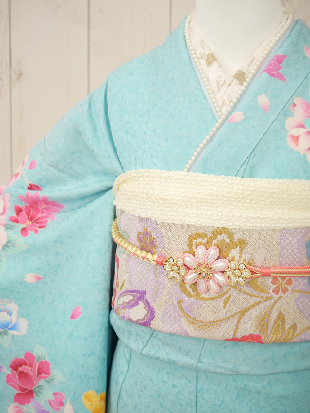 FI-038　水彩ローズ・スカイドリーム　振袖